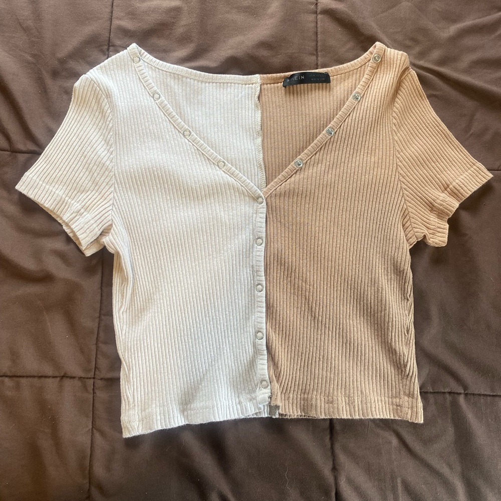 Button front two toned tan crop top